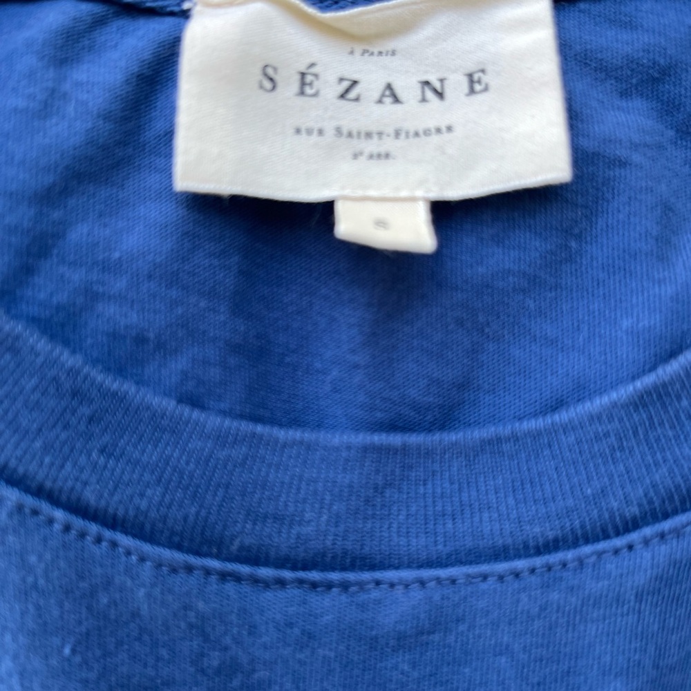 Sezane Navy Blue Short Sleeve Tee with White Heart Graphic - Picture 2 of 3